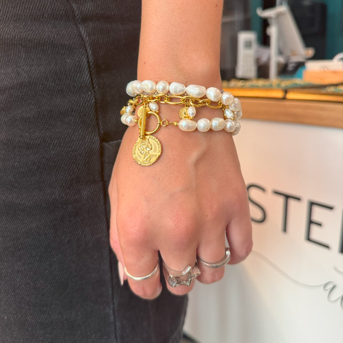 Golden chain pearl bracelet created at Charm Bar Prague